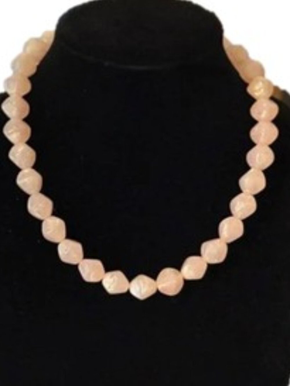 Avon Tea Rose Transparent Pink Necklace in the Original Box - Picture 9 of 10